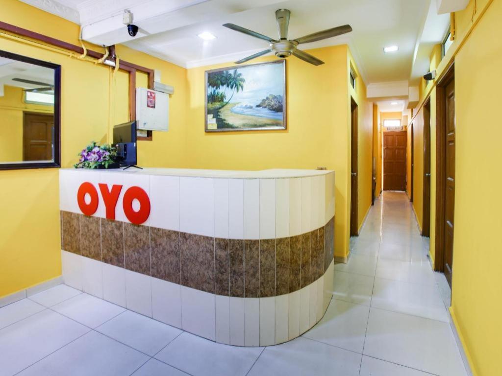 Oyo 89406 Lucky Budget Hotel 닐라이 외부 사진