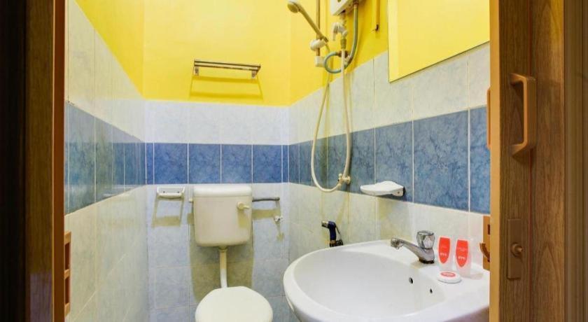 Oyo 89406 Lucky Budget Hotel 닐라이 외부 사진